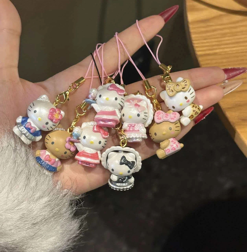 New In Stock Cute Black Leathe - Phone Accessories Blind Box 评论和价格