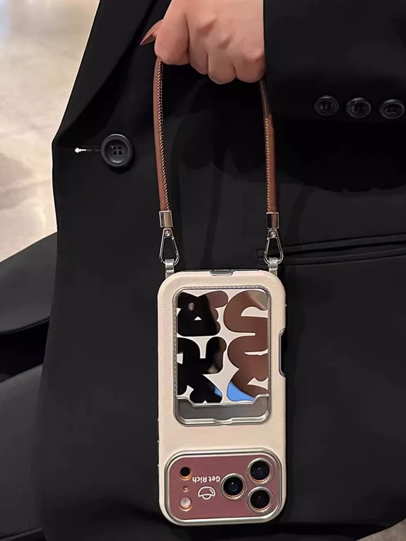 Luxury Leather Mirror Card Hol - Quirky Phone Accessories 评论和价格