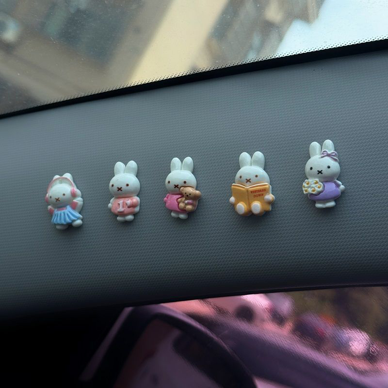 Kawaii Miffy Mini Figure Car D - Phone Accessories Doll 评论和价格